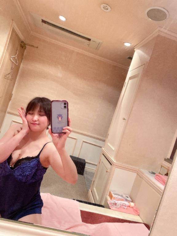 後ろの穴で筆おろし🍑💖