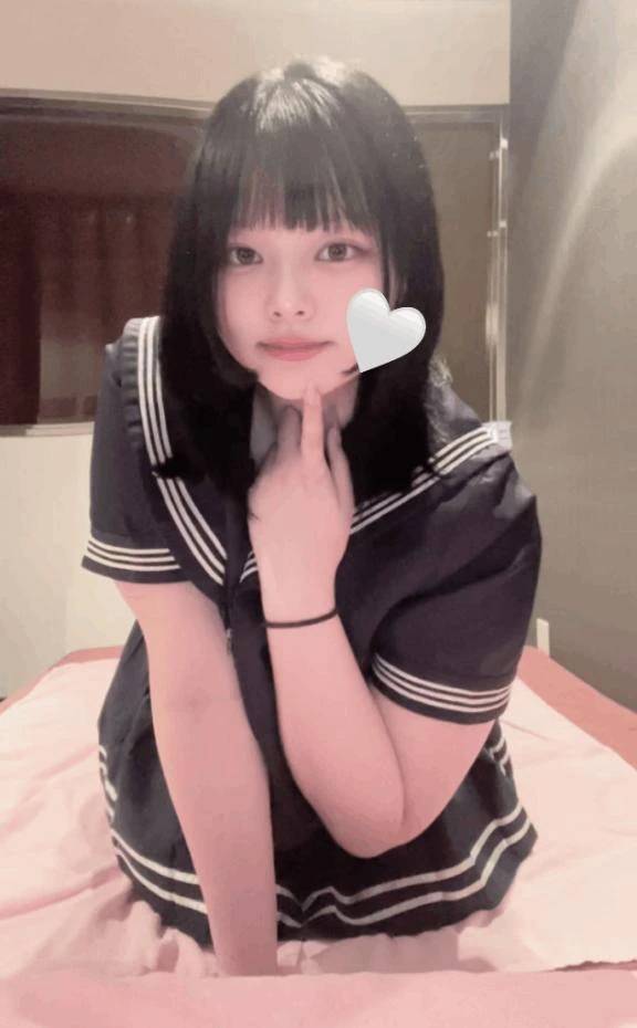 キスしたら止まらなくなっちゃうよ🥰
