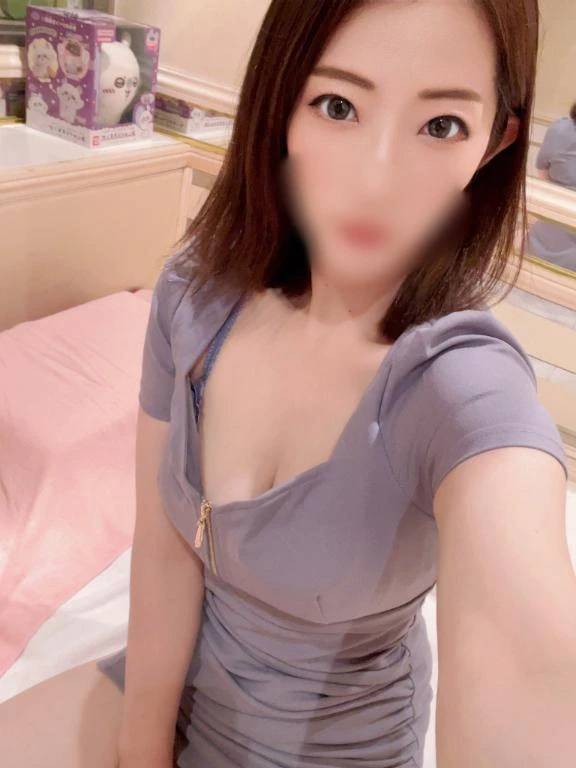 お休み前の出勤です♡