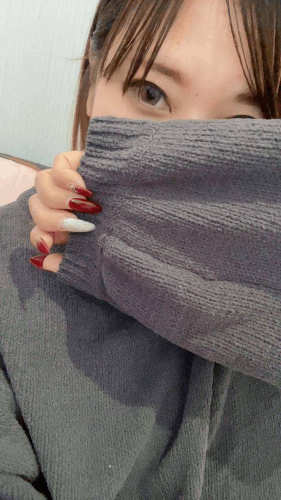 今日お昼からいるよ???