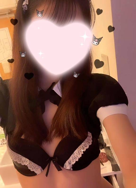 ご主人様にだけ特別なご奉仕を?