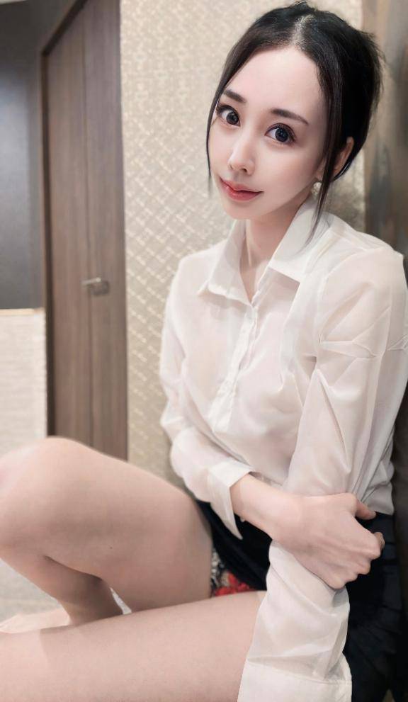 ???秘書プレ◯???