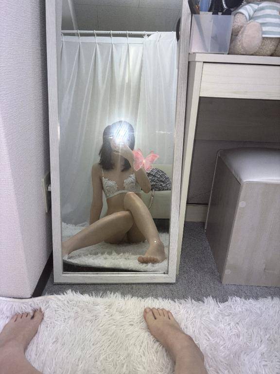 ?はじめまして⌒(´?-?`)⌒