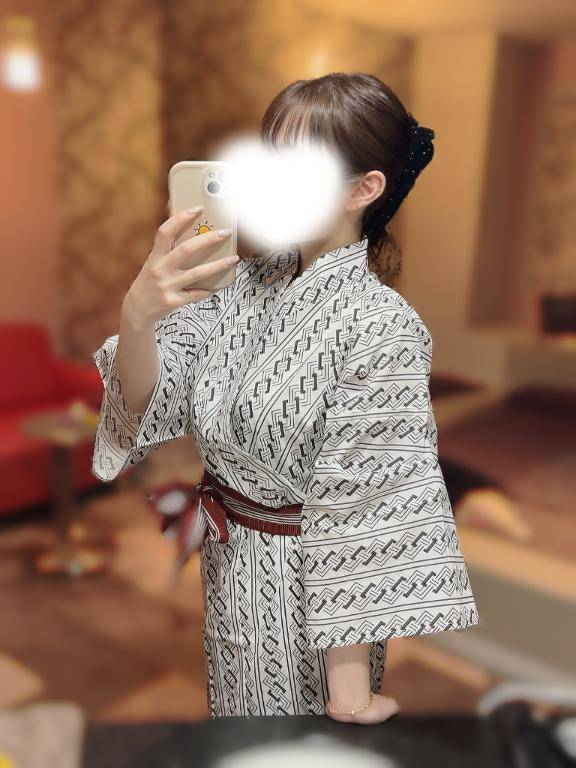 今宵 ひな(ピンクダイア)