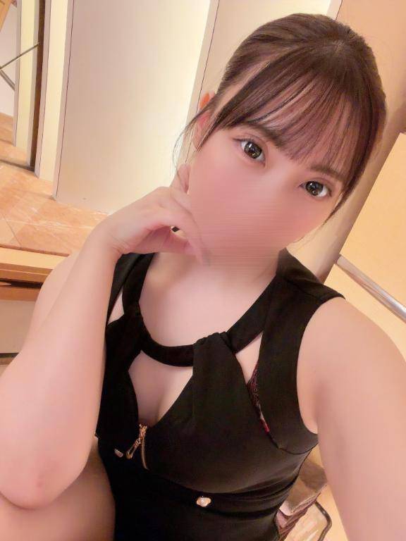 皇妃　ゆな（ピンクダイア）