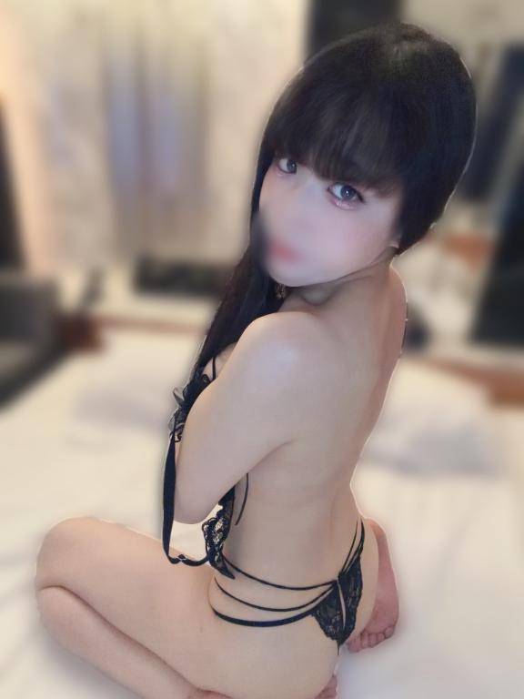 ?え◯ちな顔見せて？