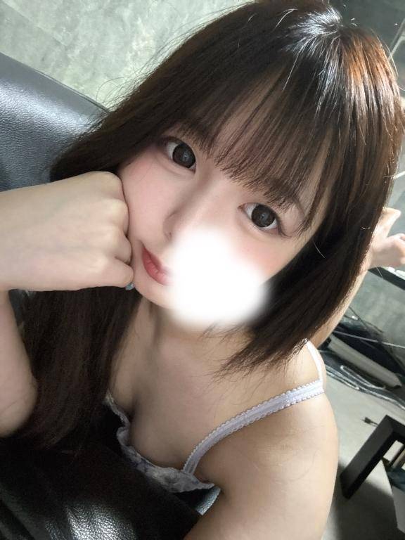 胡桃 のあ(ピンクダイア)
