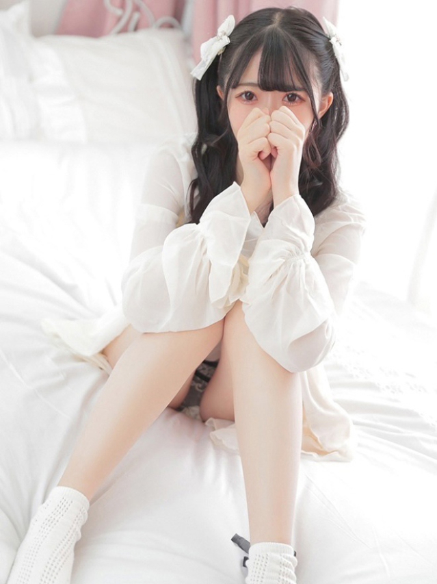 七瀬　つきの（ピンクダイア）