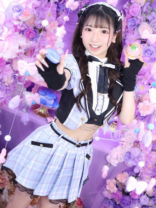 椿　もえ（ピンクダイア）