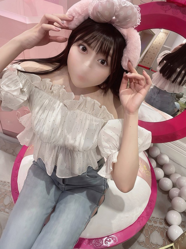 白浜　ひまり（ピンクダイア）