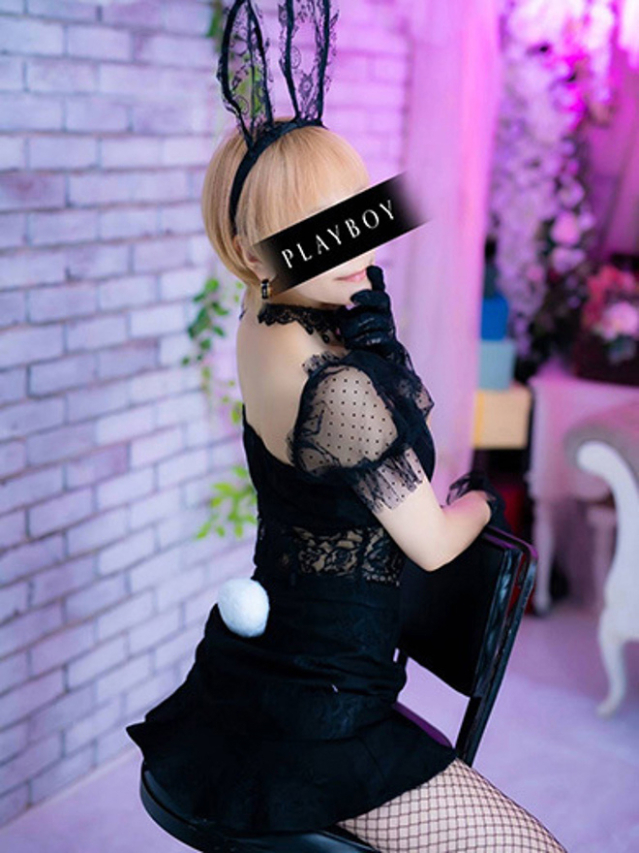 紅月 なつめ（PLAY BOY X-OVER）