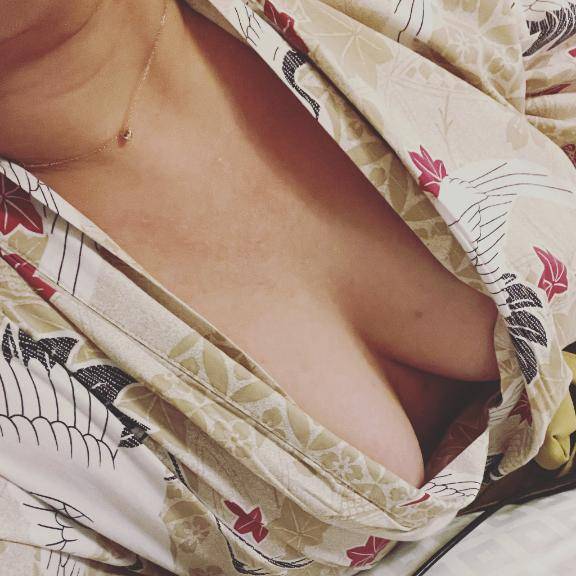 ゆかり(ぽっちゃり巨乳お姉さん女子 ぽちゃも善通寺店(ハートグループ))