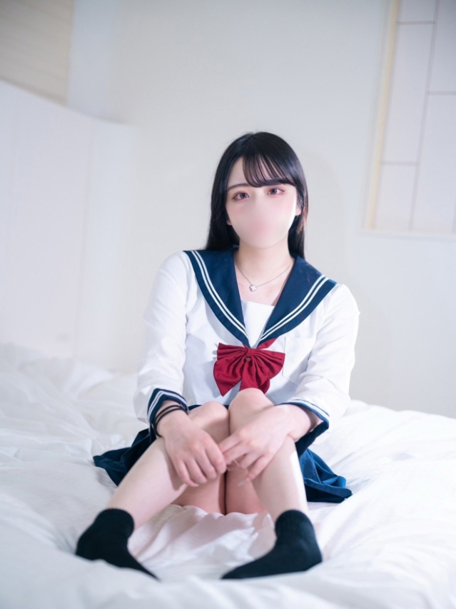 りぼん【癒しのロリ美巨乳】