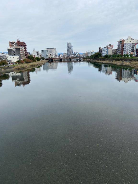 ワンナイン7号室の方へ?