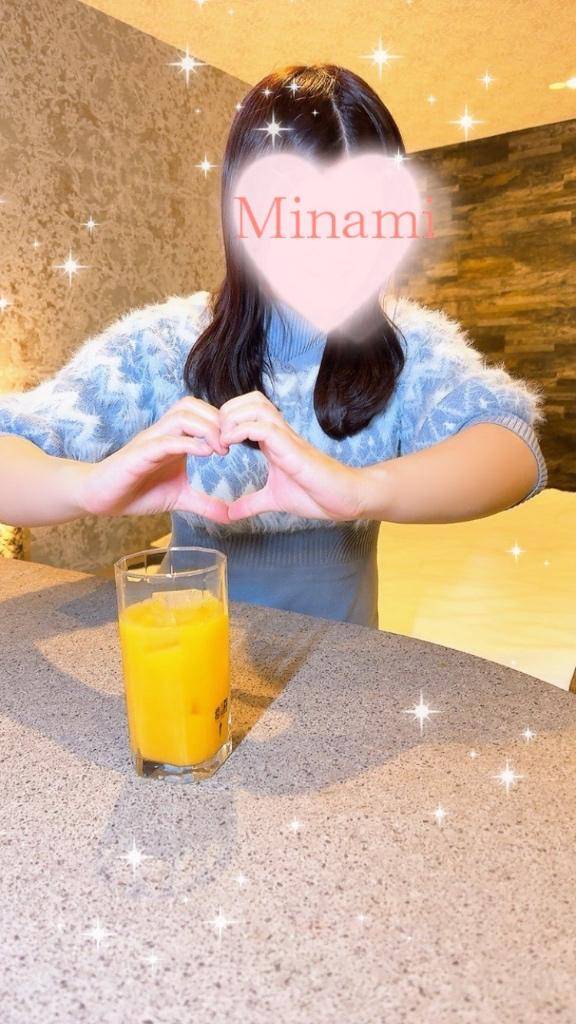 ?…?お酒?と海外アクション好きな四つん這いお兄さん??