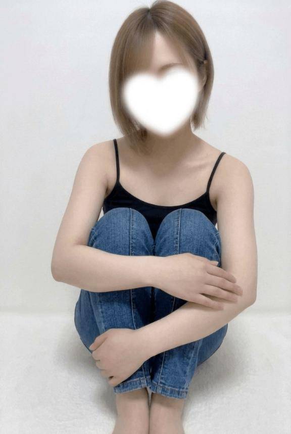 まだ目は閉じてます?