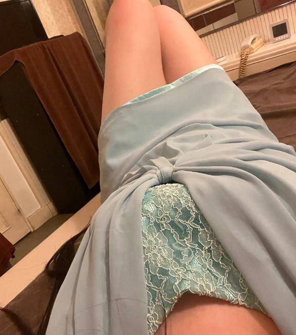 ????