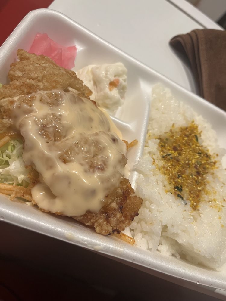 元気チャージ完了っ🍱💕