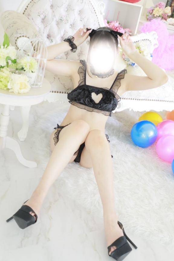 絶対に見ちゃダメ……/////