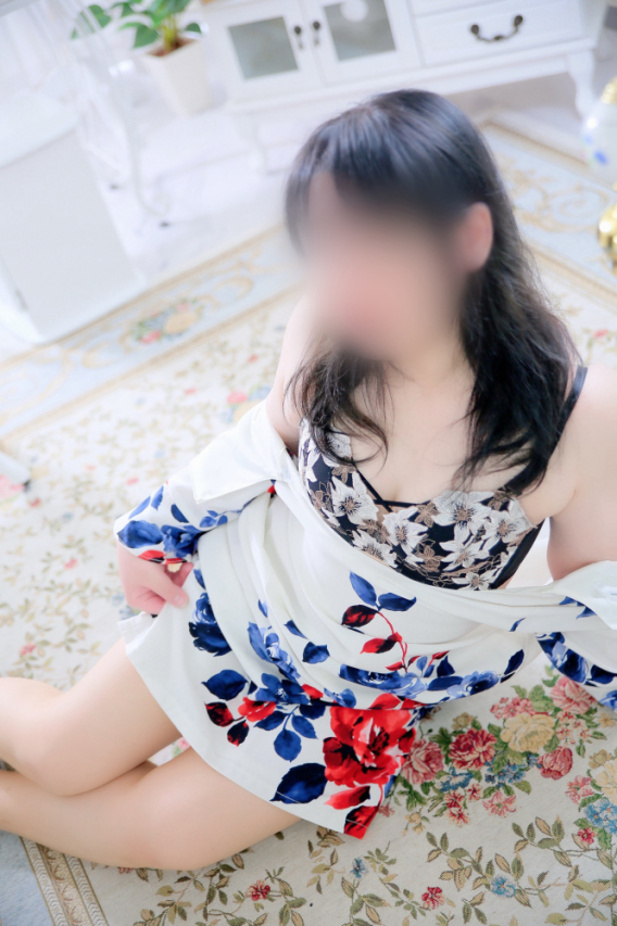 新人せりな（激安ヘルス セクシーマダム）