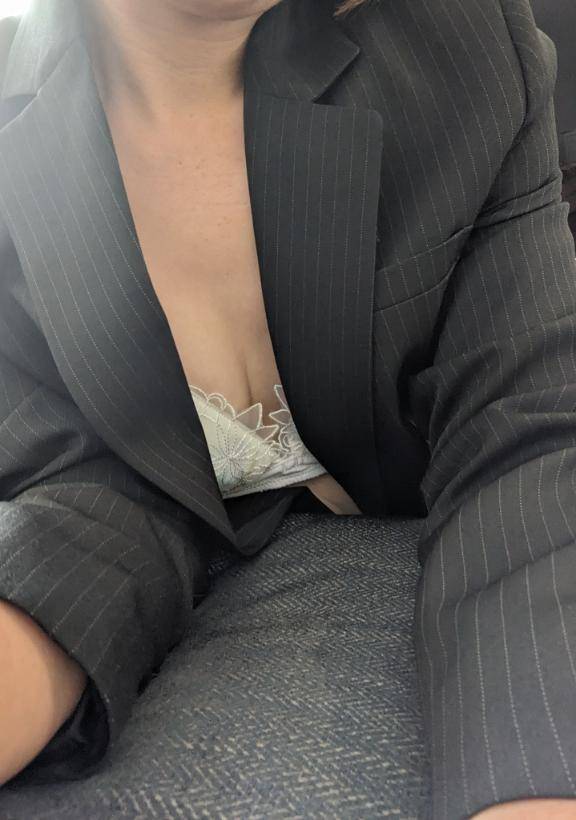 待機中です
