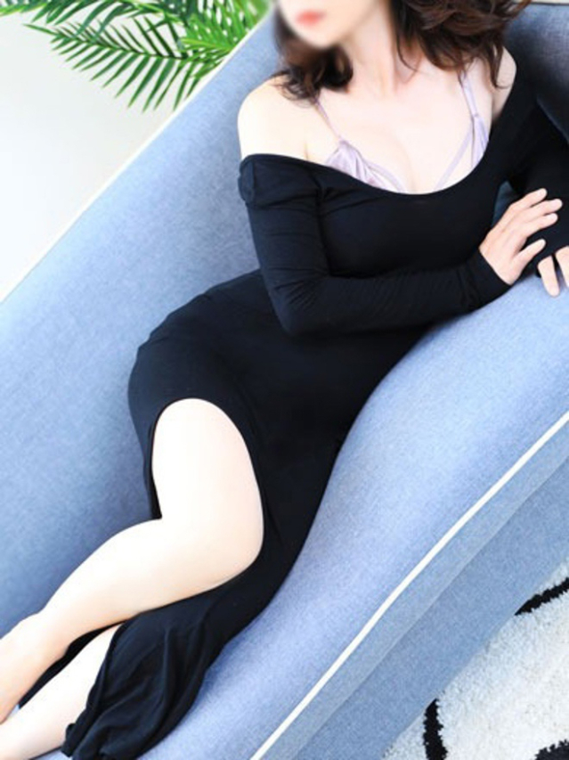 すずね（西条・新居浜 人妻Madonna-マドンナ-）