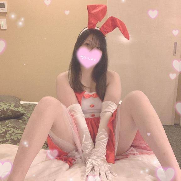 あやな