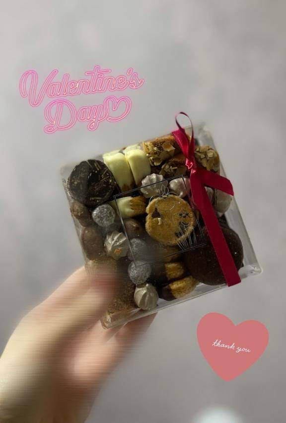 *•.𝙷𝚊𝚙𝚙𝚢𝚅𝚊𝚕𝚎𝚗𝚝𝚒𝚗𝚎‬🤍̖́-