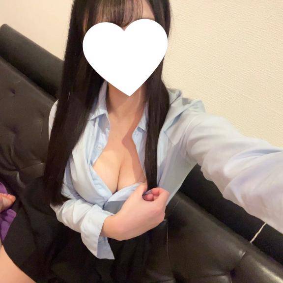 制服もにあうかな♩