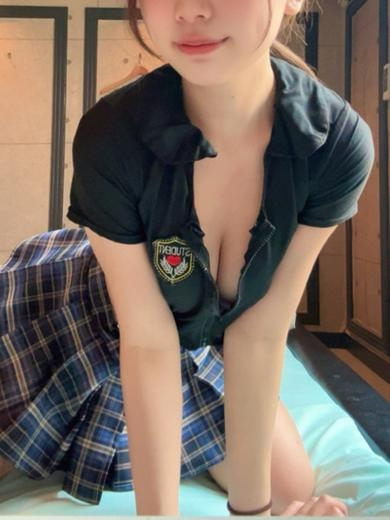 りりな