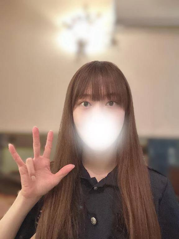 何のポーズでしょう🤔❓