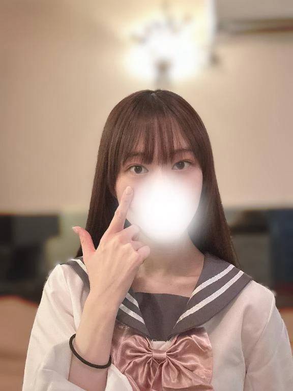 何のポーズでしょう🤔❓