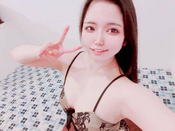 待機中だよん♡