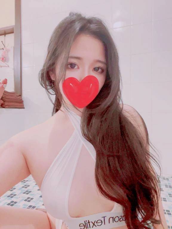 出勤してるよーん♡