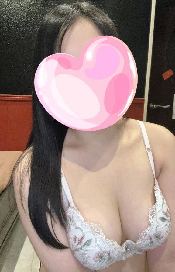 黒髪清楚系女子大生です💕