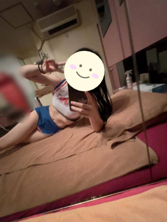 あみな
