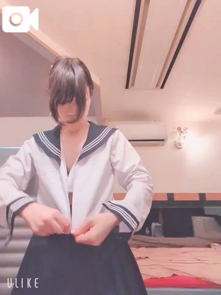 生着替え
