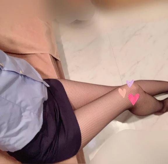 コハク【魅惑の淫らなお姉さま】