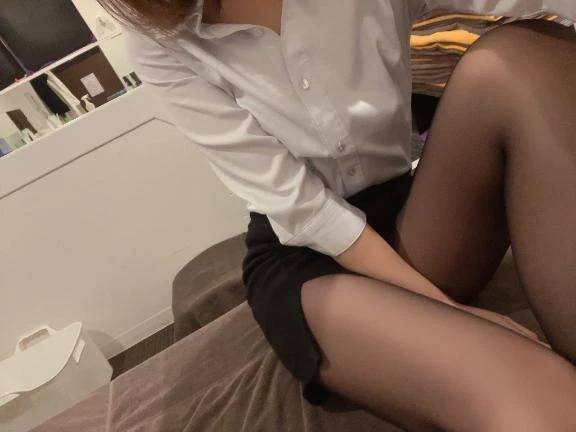 ライカ【蕩け尽くす癒し秘書】