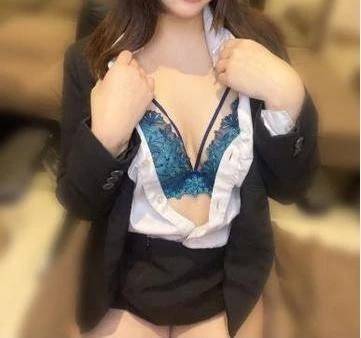 リサ【キレカワちびっ子極上神乳】