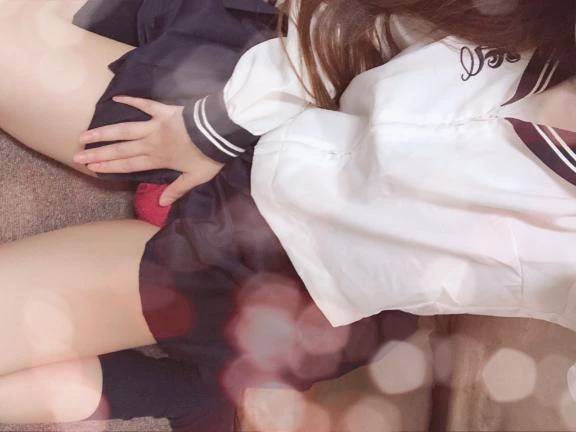 アカネ【二刀流プレイで虜に】