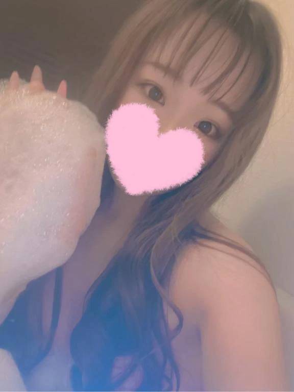 アカネ【二刀流プレイで虜に】