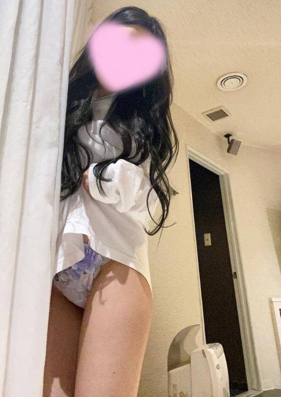 アカネ【二刀流プレイで虜に】