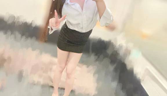 アカネ【二刀流プレイで虜に】