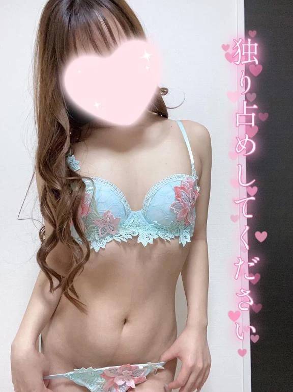 アカネ【二刀流プレイで虜に】