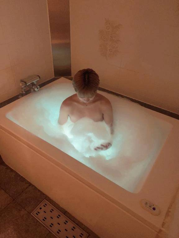 イズミ【ずっと甘えていたくなる】