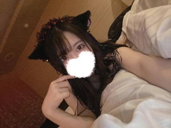 ユウリ【淫靡に溶けるカラダ】