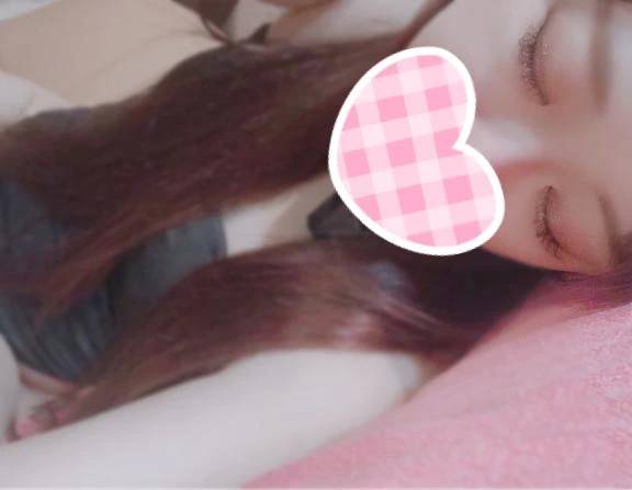 アカネ【二刀流プレイで虜に】