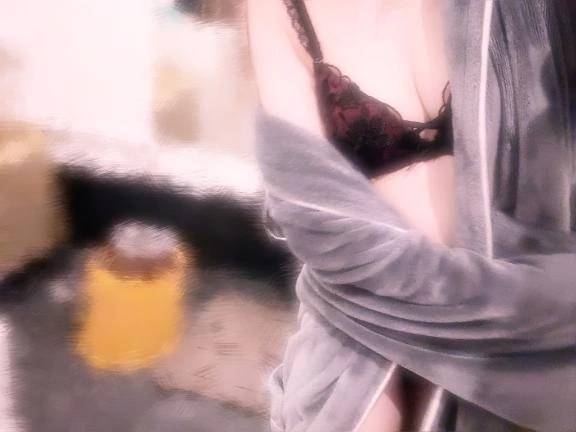 ツバキ【異貌な姫の禁断の密事】