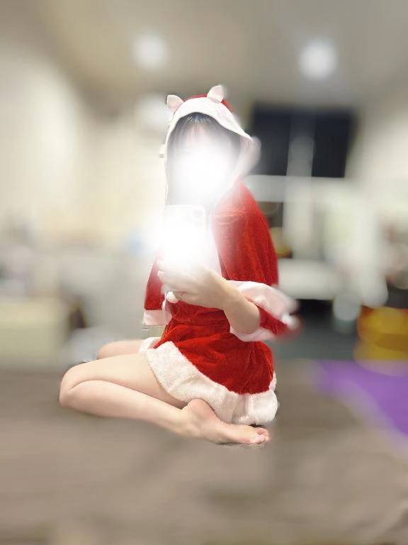 ルナ【抱きしめたくなる甘色天使】